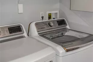 23306 5th Pl E, Aurora, CO 80018 - Photo 5