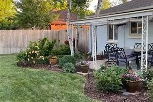 3040 Grape St, Denver, CO 80207 - Photo 27
