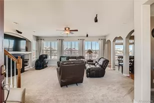 6250 S Newbern Way, Aurora, CO 80016 - Photo 5