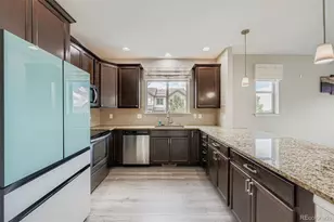 3574 S Lisbon Ct, Aurora, CO 80013 - Photo 9