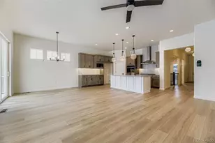 8942 S Riviera Way, Aurora, CO 80016 - Photo 7