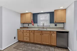 725 S Grant St, Denver, CO 80209 - Photo 29