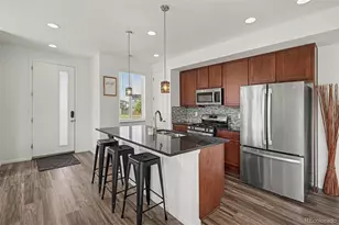 10 N Trussville St, Aurora, CO 80018 - Photo 5