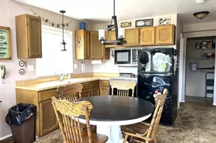 2138 Overland Cir, Jefferson, CO 80456 - Photo 11