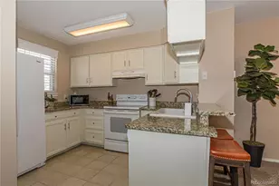 1811 S Quebec Way, Denver, CO 80231 - Photo 9
