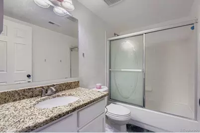 4925 Freeport Way, Denver, CO 80239 - Photo 17