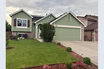 4925 Freeport Way, Denver, CO 80239 - Photo 3