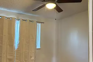 1922 Dallas St, Aurora, CO 80010 - Photo 7