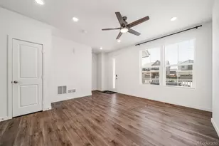 746 N Bersshine Ct, Watkins, CO 80137 - Photo 7