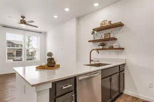 746 N Bersshine Ct, Watkins, CO 80137 - Photo 17