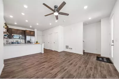 746 N Bersshine Court, Watkins, CO 80137 - Photo 13