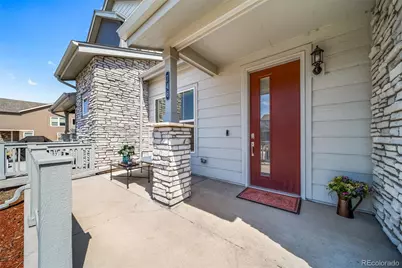 746 N Bersshine Court, Watkins, CO 80137 - Photo 5