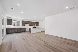 6576 N Nepal St, Aurora, CO 80019 - Photo 9