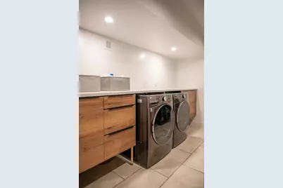 2490 S Garfield Street, Denver, CO 80210 - Photo 47