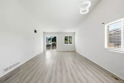 18857 E Montana Drive, Aurora, CO 80017 - Photo 3