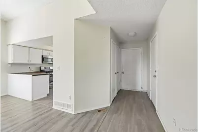 18857 E Montana Drive, Aurora, CO 80017 - Photo 7