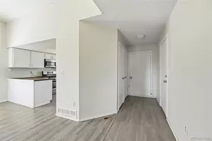 18857 E Montana Dr, Aurora, CO 80017 - Photo 7