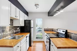 695 Manhattan Dr, Boulder, CO 80303 - Photo 1