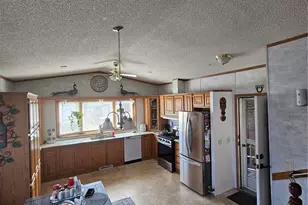 1753 Garnet St, Loveland, CO 80537 - Photo 3