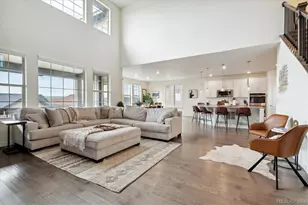 8107 Arapahoe Peak St, Littleton, CO 80125 - Photo 5