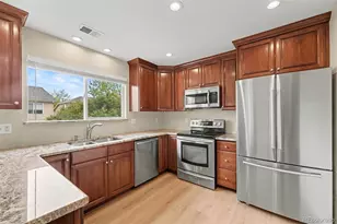 9771 Moss Rose Cir, Highlands Ranch, CO 80129 - Photo 7