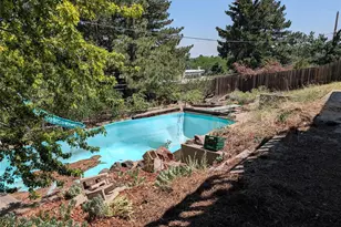 950 S Foothill Dr, Denver, CO 80228 - Photo 29