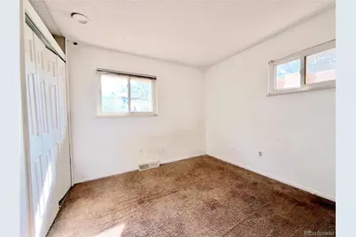 1996 S Olathe Street, Aurora, CO 80013 - Photo 9
