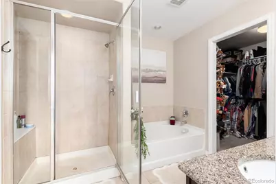 42 N Newcastle Court, Aurora, CO 80018 - Photo 17