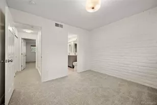 1060 S Parker Road, Denver, CO 80231 - Photo 25