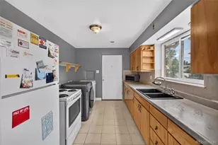 920 4th St, Golden, CO 80403 - Photo 17