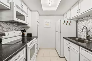 8225 Fairmount Dr, Denver, CO 80247 - Photo 17