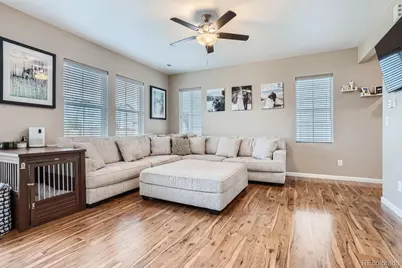 806 White Crow Street, Aurora, CO 80018 - Photo 5