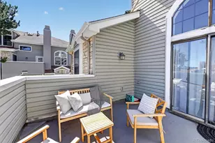 942 S Walden St, Aurora, CO 80017 - Photo 5