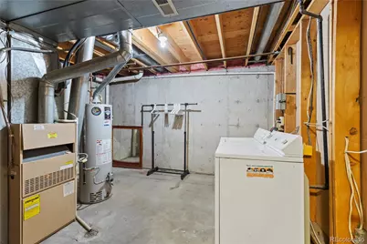 2077 E Phillips Place, Centennial, CO 80122 - Photo 23