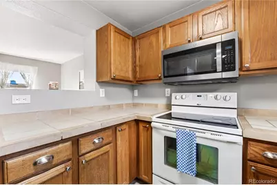 2830 Renshaw Street, Strasburg, CO 80136 - Photo 7