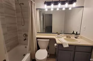 1818 S Quebec Way, Denver, CO 80231 - Photo 11