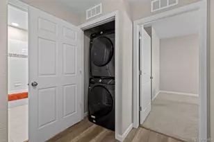 15700 E Jamison Dr, Englewood, CO 80112 - Photo 19