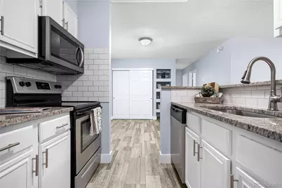 2281 S Vaughn Way #104A, Aurora, CO 80014 - Photo 9