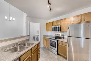 5733 N Gibralter Way, Aurora, CO 80019 - Photo 5