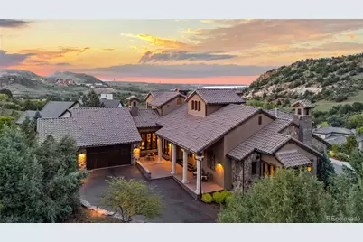 8245 Raphael Lane, Littleton, CO 80125 - Photo 3