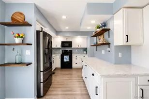 6937 E Briarwood Dr, Centennial, CO 80112 - Photo 11