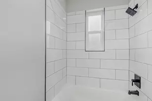 1067 Tucson St, Aurora, CO 80011 - Photo 11