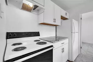2270 Poplar St, Denver, CO 80207 - Photo 13