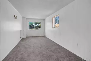 2270 Poplar St, Denver, CO 80207 - Photo 17