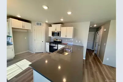 717 N Clubview Street, Watkins, CO 80137 - Photo 3