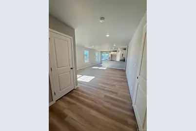 717 N Clubview Street, Watkins, CO 80137 - Photo 5