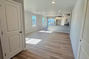 717 N Clubview St, Watkins, CO 80137 - Photo 5