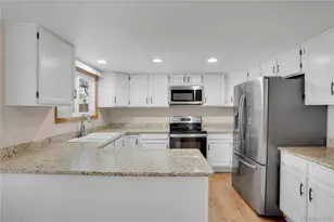 5603 S Pagosa Ct, Centennial, CO 80015 - Photo 5