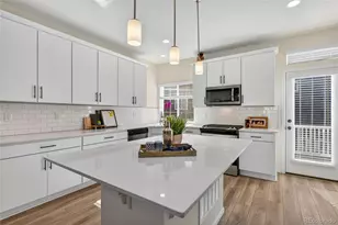 1086 Highlands Dr, Erie, CO 80516 - Photo 3
