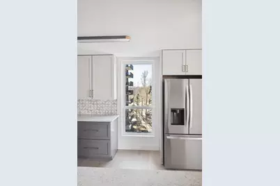 460 S Marion Parkway S #604, Denver, CO 80209 - Photo 9